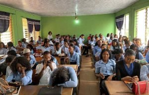 Nigeria Education System Facing Challenges of Retaining Students &ndash; UNICEF