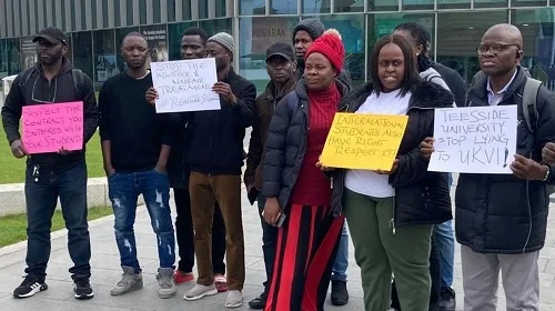 Nigerian university students have been ordered to leave the UK following their home country's currency crisis,